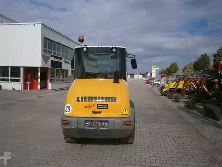 Kerekes rakodó 2019 Liebherr L 506Compact (5)