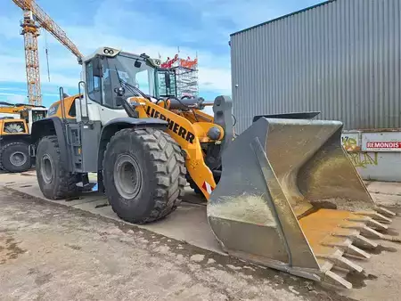 Radlader 2026 Liebherr L 566 XPower (2)
