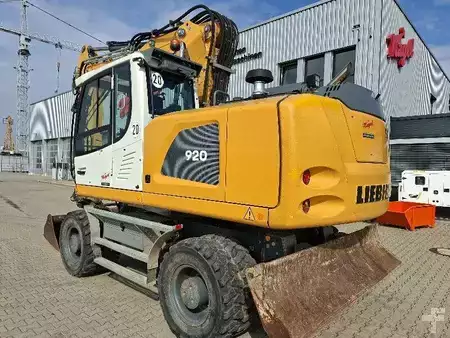 Mobilní bagry 2023 Liebherr A 920 Litronic G6.0-D (3)
