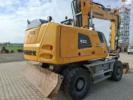 Mobilní bagry 2023 Liebherr A 920 Litronic G6.0-D (4)