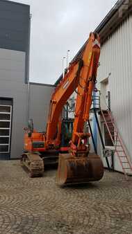 Rupsgraafmachines 2016 New Holland Construction E260 CSRNLC (3)