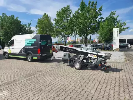 Muut 2023 Böcker Bauaufzug Junior HD 24 K (1)