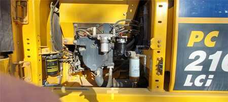 Hydraulic Excavators 2014 Komatsu PC210LCi-10 (15)