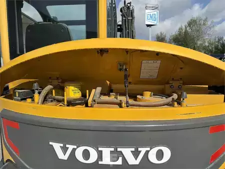 Telakaivinkoneet  2015 Volvo ECR88D (12)