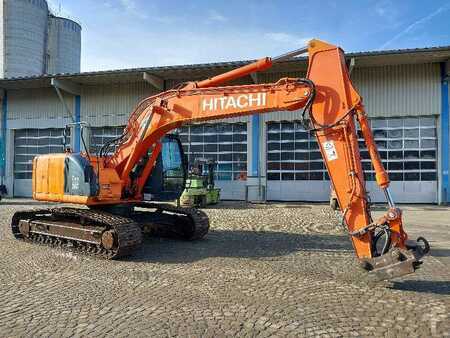 Kettenbagger 2006 Hitachi ZX225USRLC (5)