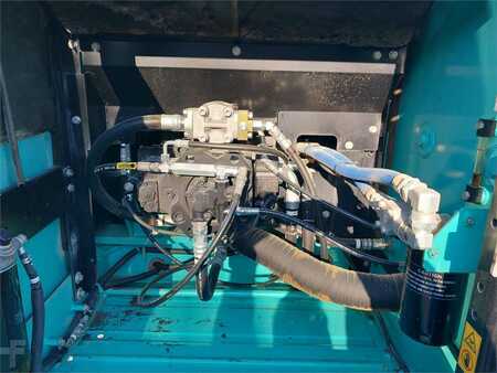 Bæltegraver 2015 Kobelco SK260NLC-9 (14)