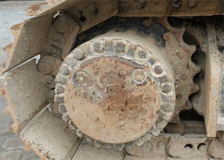 Escavadora de rastos 2016 Caterpillar 326F (13)