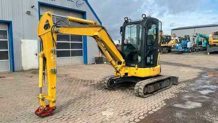 Komatsu PC35MR-3 PC35MR Minibagger 3740 Kg ab 469€ mtl.