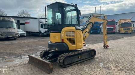 Komatsu PC35MR-3 PC35MR Minibagger 3740 Kg ab 469€ mtl.