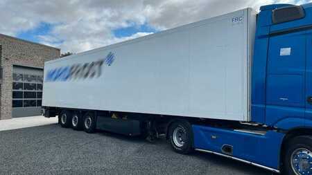 Ostatní 2009 Schmitz Cargobull SKO 24 Kühlkoffer SAF Carrier Faltwand (5)