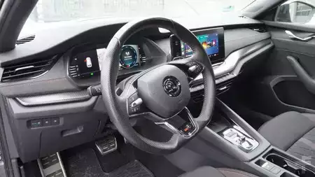 Övrigt 2023 Skoda Octavia Combi RS LED AFS HeadUp Display (7)