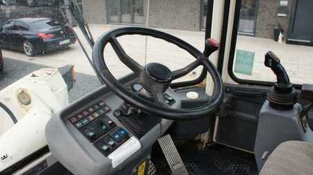 Kerekes rakodó 2006 SCHAEFF SKL 200 Radlader Allrad 12500 Kg 2m³ Schaufel (7)