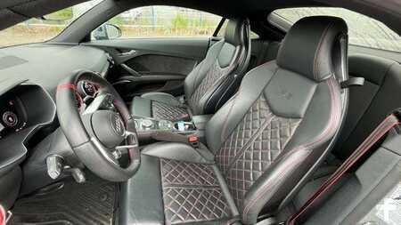 Audi TT RS Coupe 2.5 TFSI quattro HPerformance 700HP