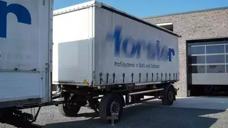 Ostatní 2017 Kögel AW 18 Anhänger Pritsche + Plane SAF BDF (1)