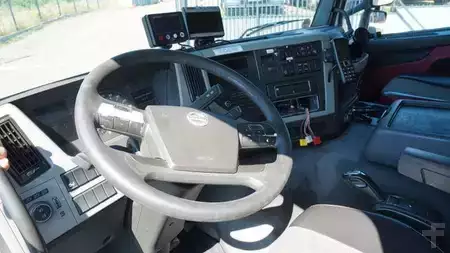 Outro 2013 Volvo FM 410 EEV Kühlkoffer Carrier LBW (8)