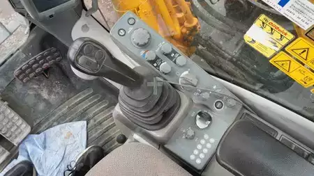 Hydraulic Excavators 2014 Hitachi Zaxis ZX210LC-5B Kettenbagger 22.300 Kg OQ65 (7)