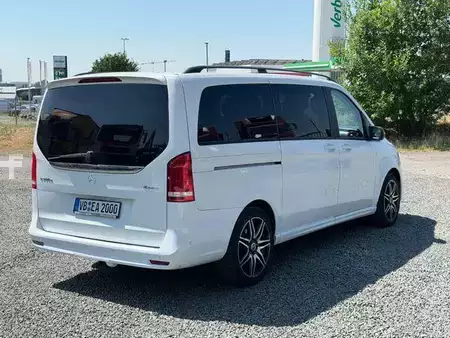 Autres 2021 Mercedes-Benz V300 AVANTGARDE EDITION 4MATIC lang AMG Night (10)