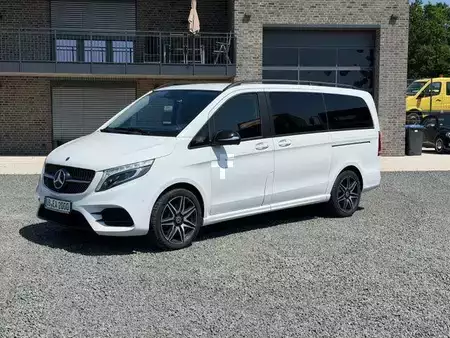 Autres 2021 Mercedes-Benz V300 AVANTGARDE EDITION 4MATIC lang AMG Night (2)