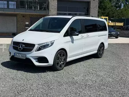 Autres 2021 Mercedes-Benz V300 AVANTGARDE EDITION 4MATIC lang AMG Night (3)