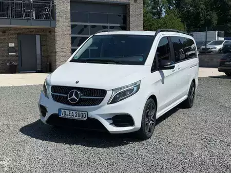 Autres 2021 Mercedes-Benz V300 AVANTGARDE EDITION 4MATIC lang AMG Night (4)