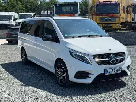 Autres 2021 Mercedes-Benz V300 AVANTGARDE EDITION 4MATIC lang AMG Night (6)