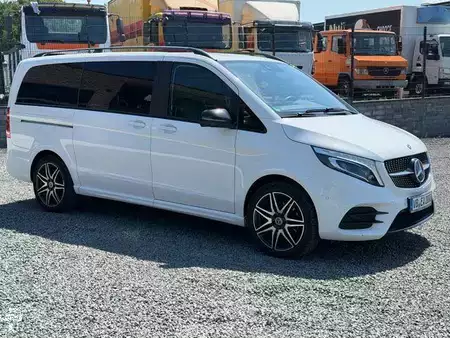 Autres 2021 Mercedes-Benz V300 AVANTGARDE EDITION 4MATIC lang AMG Night (7)