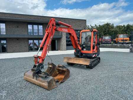 Minibagger 2011 Kubota KX 121-3a KX121 Minibagger Monoausleger 3xLöffel (2)