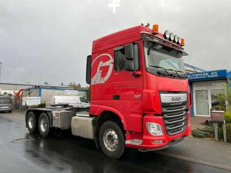 Outro 2017 DAF XF 510 FTT SZM Euro 6 6x4 KRAN HOLZ (2)