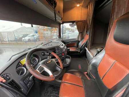 Outro 2017 DAF XF 510 FTT SZM Euro 6 6x4 KRAN HOLZ (6)