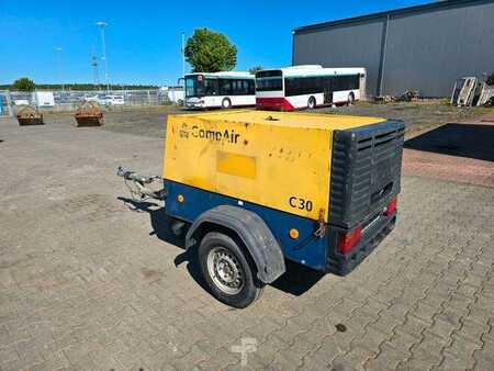 Ostatní 2002 CompAir DLT 0404 C30 Baustellen Kompressor (1)