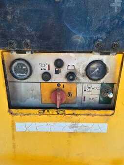 Ostatní 2002 CompAir DLT 0404 C30 Baustellen Kompressor (11)