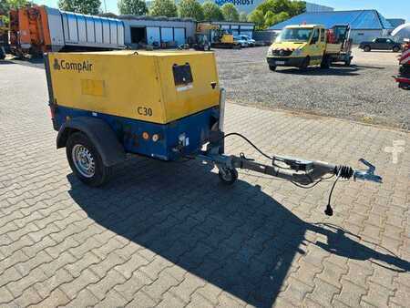 Ostatní 2002 CompAir DLT 0404 C30 Baustellen Kompressor (8)
