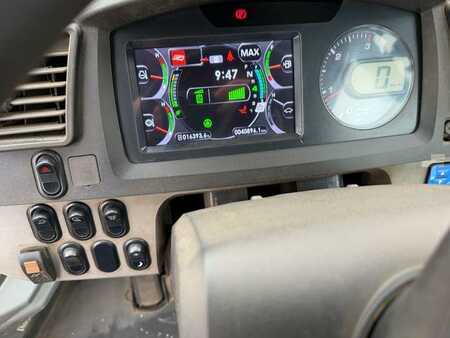 Kolové nakladače 2019 Komatsu WA 320 -8 Radlader Highlift Vollgummi Wartung (11)