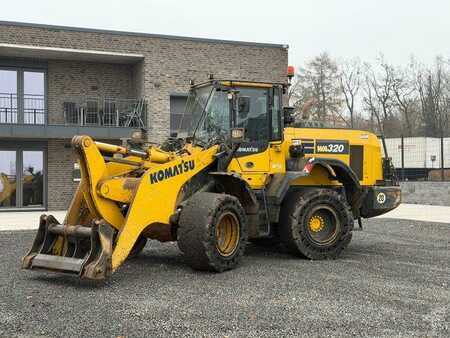 Kolové nakladače 2019 Komatsu WA 320 -8 Radlader Highlift Vollgummi Wartung (4)
