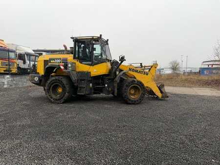 Kolové nakladače 2019 Komatsu WA 320 -8 Radlader Highlift Vollgummi Wartung (8)