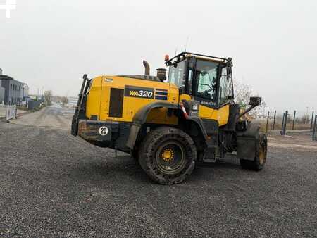 Kolové nakladače 2019 Komatsu WA 320 -8 Radlader Highlift Vollgummi Wartung (9)