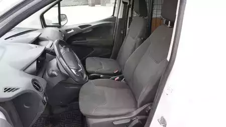 Egyéb 2016 Ford Transit Courier Trend Kopfdichtungsschaden (8)