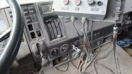 Egyéb 1990 MAN F90 24.362 DFAK 6x6 Allrad Kalkstreuer (8)