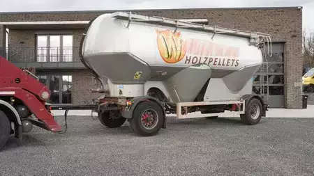 Miscelaneo 2005 Feldbinder Heut 31.2 Silo 31m³ 3 Kammern (1)