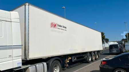 Fruehauf Auflieger Koffer Doppelstock BPW-Achsen