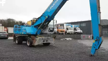 Escavatori gommati 2017 Fuchs MHL 340 Umschlagbagger Pratzen (3)