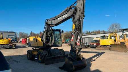 Mobiele graafmachines 2013 Volvo EW180D 20500 Kg Verstellausleger OilQuick (3)