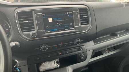 Autres 2017 Peugeot Expert Kasten Premium L2 (9)