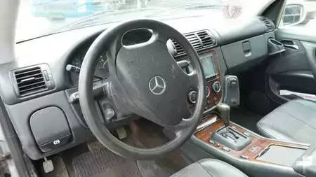 Sonstige 2004 Mercedes-Benz ML 270 CDI Xenon (8)
