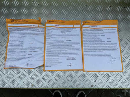 Power Generator 1998 Atlas Copco Unique generator with light pole on trailer! (18)