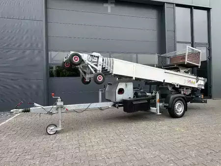 Altri 2021 Böcker Junior HD 24-K Hybrid, 2021, only 39 hours!! (1)