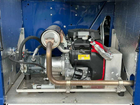 Grues mobiles 2023 Böcker AHK 30/1500 KS Trailer Crane, 2023, 195 hours!! (6)