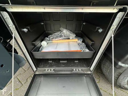 Grues mobiles 2023 Böcker AHK 30/1500 KS Trailer Crane, 2023, 195 hours!! (8)