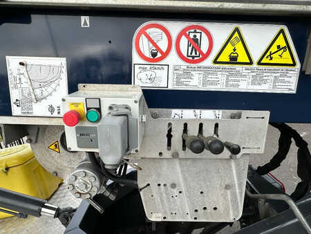 Miscelaneo 2017 Böcker Agilo HL 27 Furniture Lift, 2017, separate motor! (7)