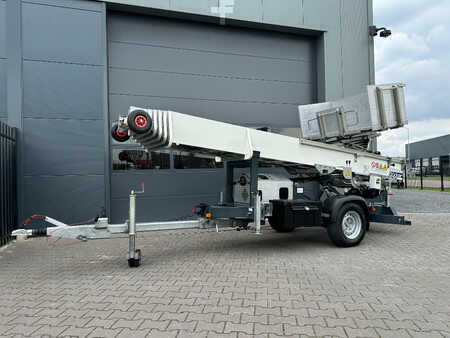 Miscelaneo 2023 Böcker Avario HD 26, 10-2023, only 155 hours, like new! (1)